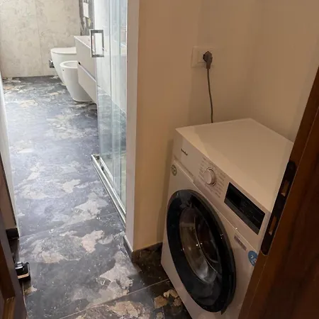 Grandcentral Your Gateway To Everywhere 4bedr2bath Appartement Bologna